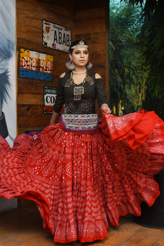 Block print Assuit pattern skirt red/silver